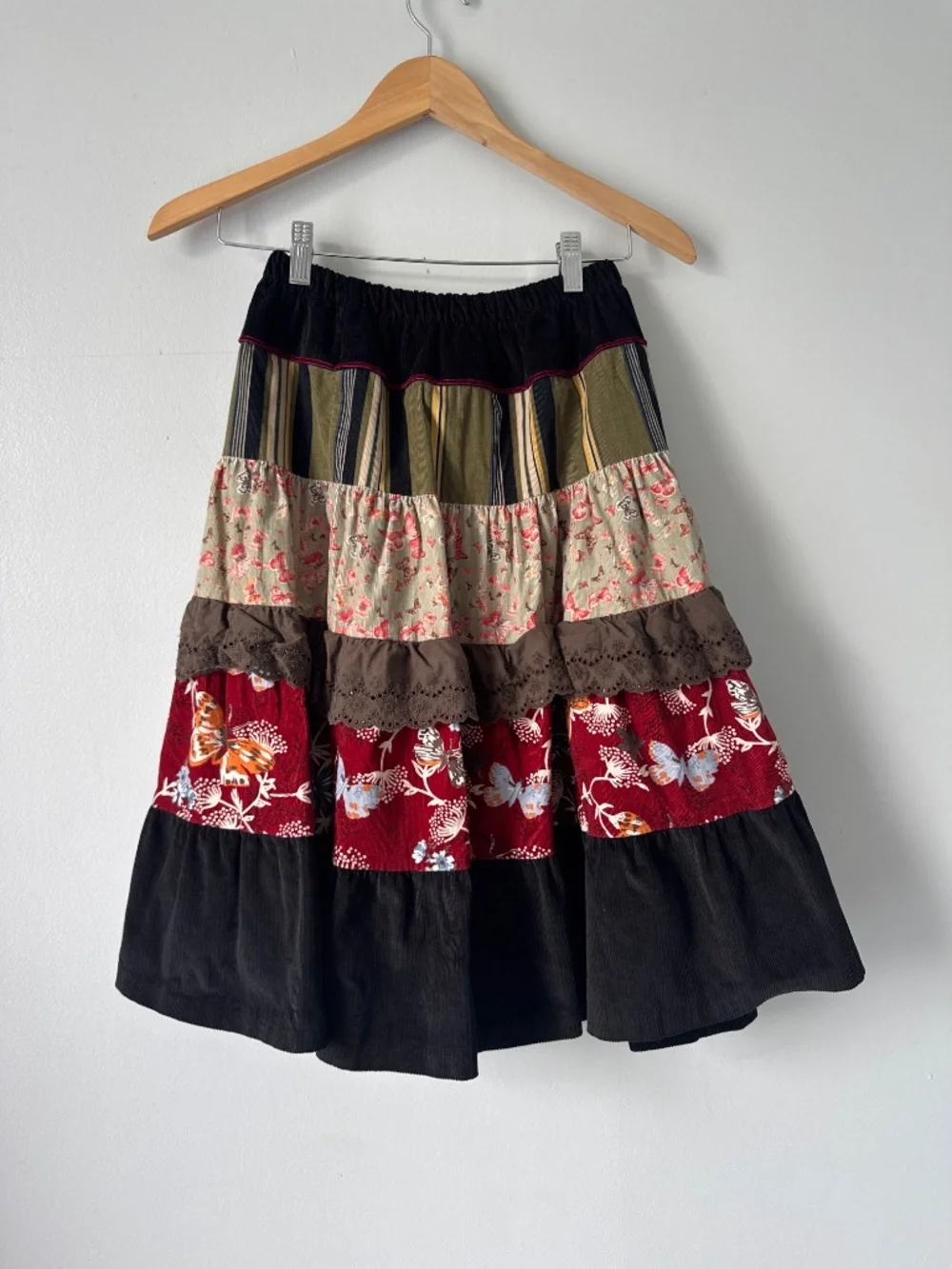 Adorable mixed print corduroy skirt
